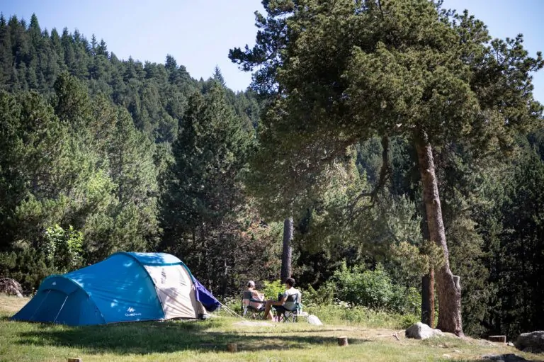 Camping Huttopia Font Romeu staanplaatsen 768x511