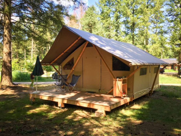 Camping Huttopia Les Châteaux lodgtent 768x576