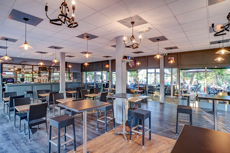 Camping International Maisons Laffitte camping Parijs restaurant 2 768x512