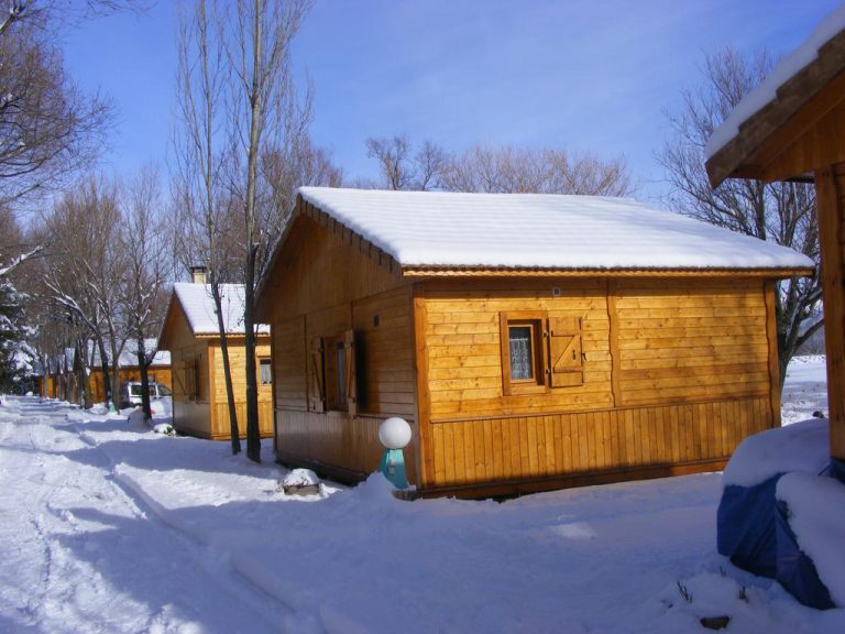 Camping La Motte Flottante winter chalet huren 768x576