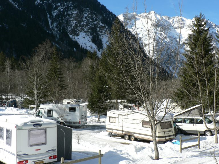 Camping Le Champ du Moulin wintersportcamping Frankrijk 768x576