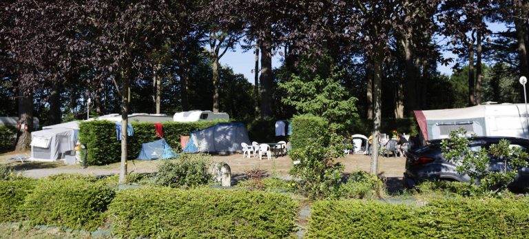 Camping Le Château Du Petit Bois staanplaatsen 768x347