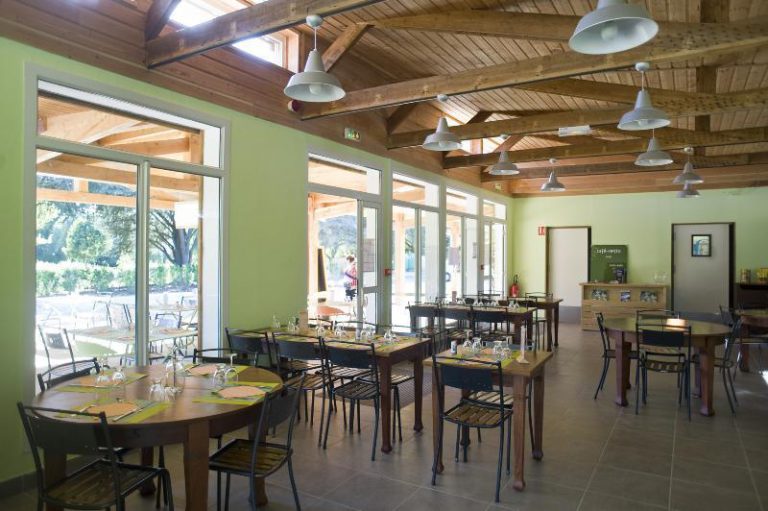 Camping Le Nid du Parc restaurant 768x511