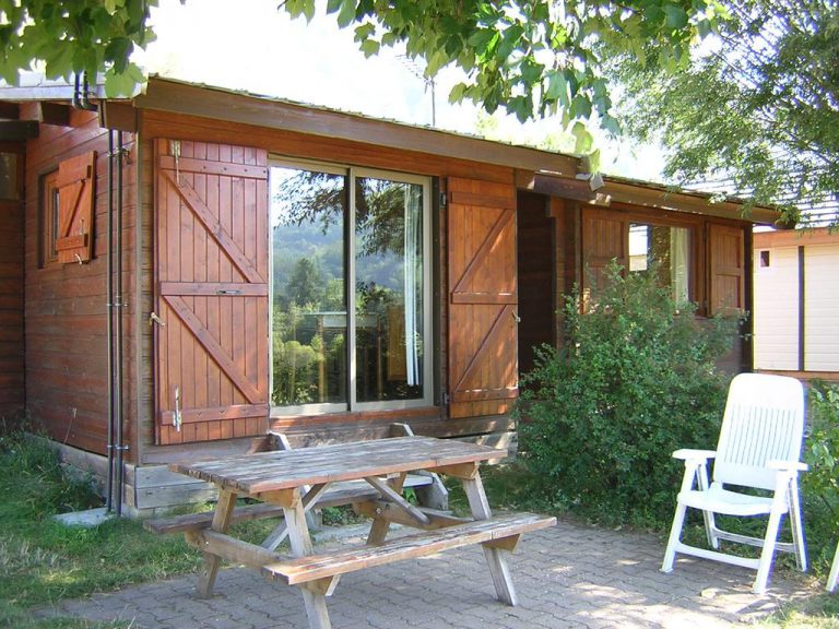 Camping Les Auches chalet huren 768x576