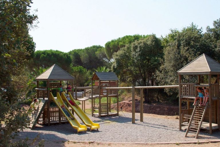 Camping Les Cigales speeltuin 768x512
