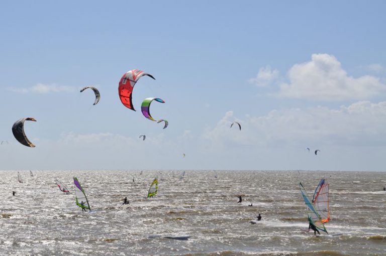 Camping Moulin De L eclis kitesurfen windsurfen 768x510