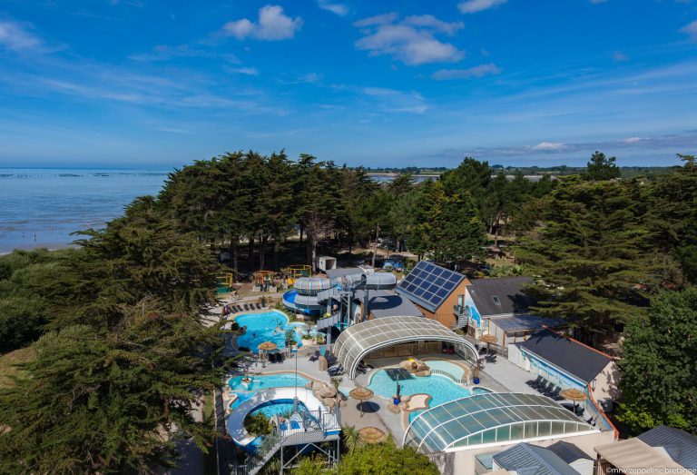 Camping Moulin De L eclis zwembad overzicht 768x523