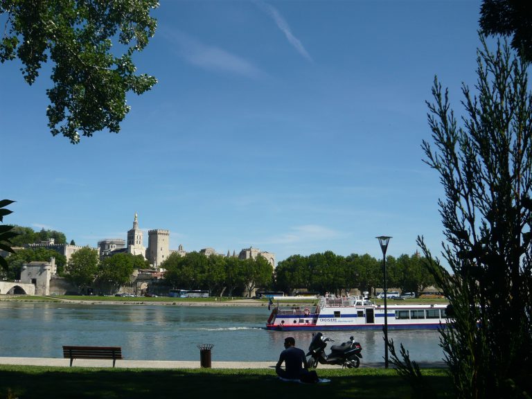 Camping du Pont d Avignon Avignon 768x576
