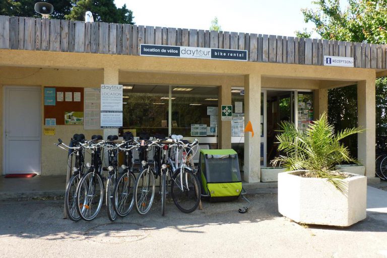 Camping du Pont d Avignon fietsverhuur Avignon 768x512