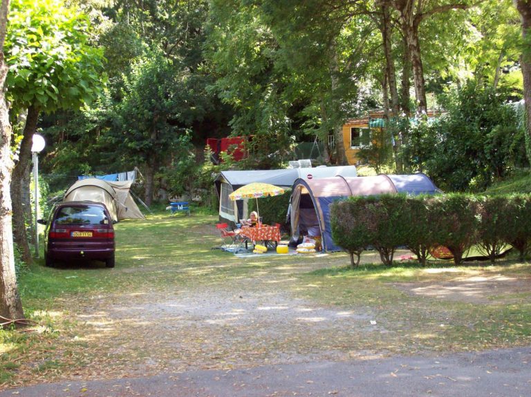 Camping le Castella staanplaats 768x575
