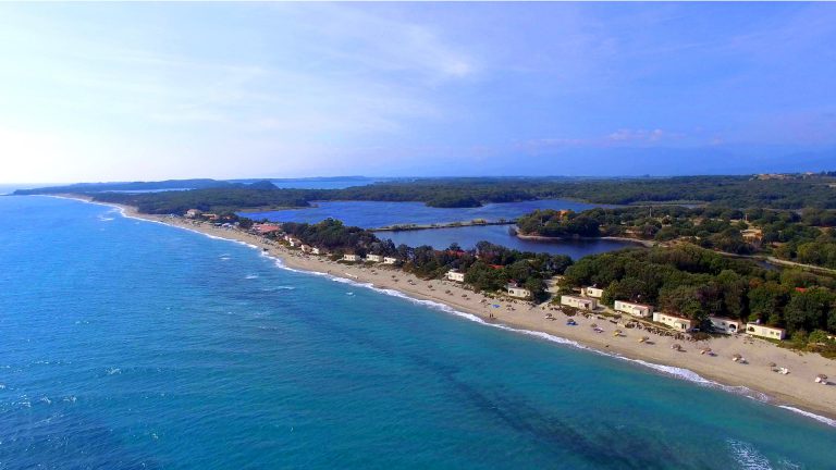 Riva Bella Camping Naturiste naturistencamping Corsica ligging 768x432