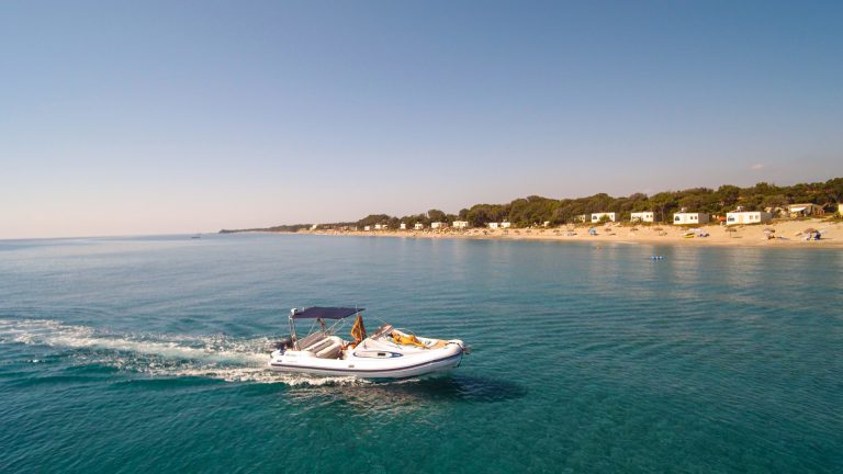 Riva Bella Camping Naturiste naturistencamping Corsica zee 768x432
