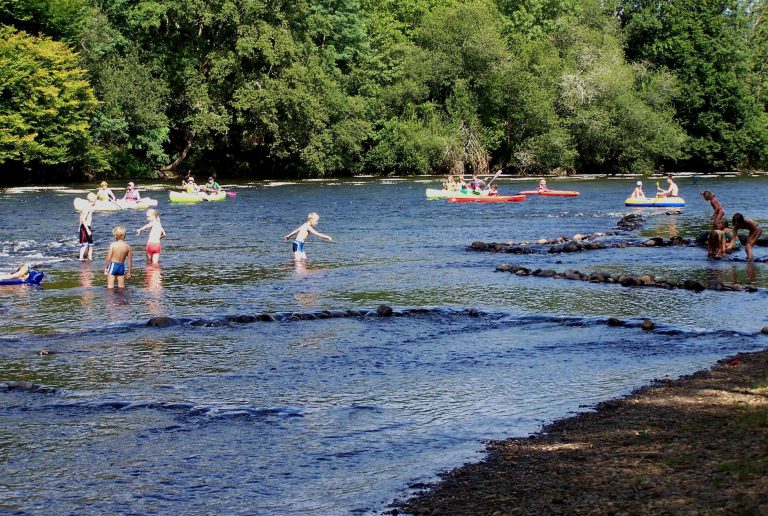 Camping Au Soleil d Oc rivier de Dordogne 768x516