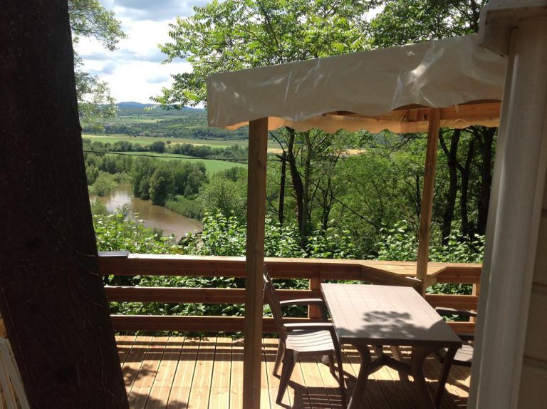 Camping Château La Grange Fort chalet huren 768x574