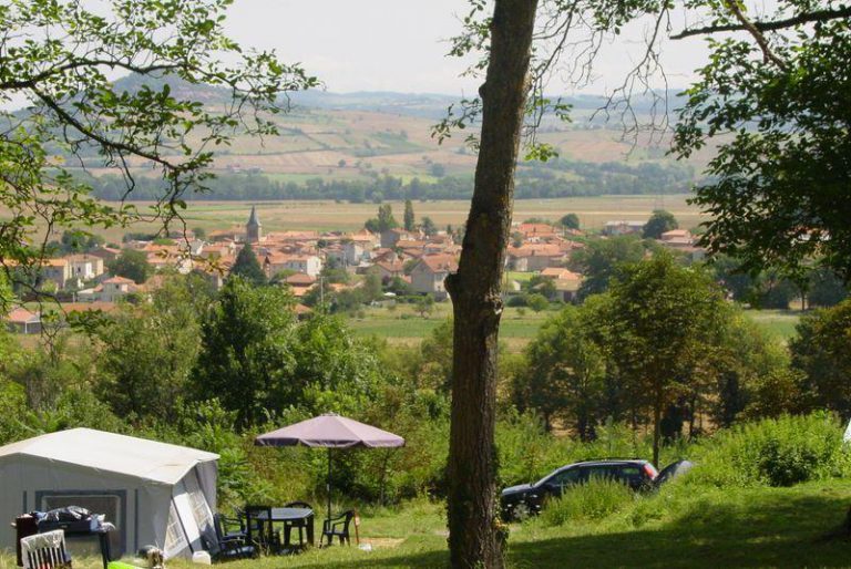 Camping Château La Grange Fort staanplaatsen 768x514