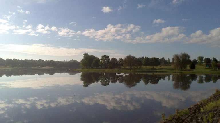 Camping Des Lacs in Pressignac meer 1 768x432