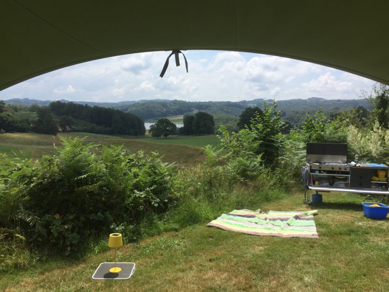 Camping Domaine Les Teuillères staanplaats 768x576