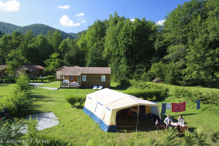 Camping L Arize bungalowtent huren 768x512