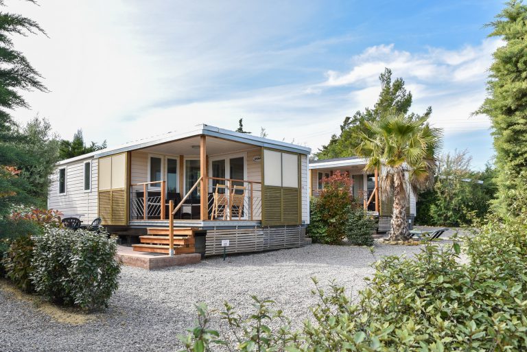 Camping La Nautique stacaravan huren 768x513