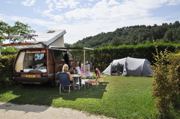 Camping Le Vaugrais staanplaats 768x510