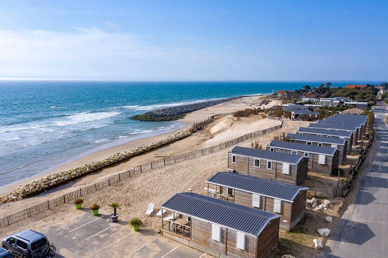 Camping Sandaya Soulac Plage stacaravan aan het strand 768x512