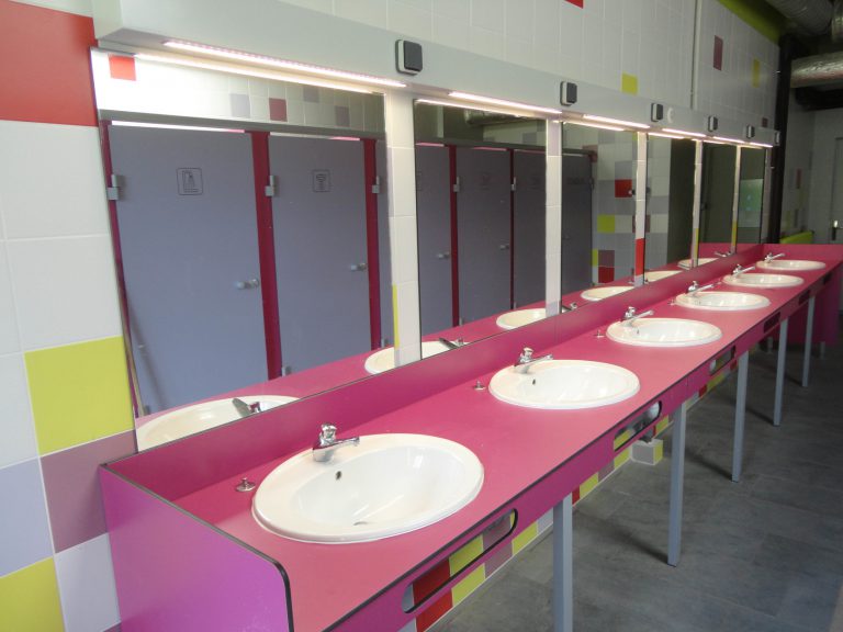 Camping de Besançon sanitair 768x576