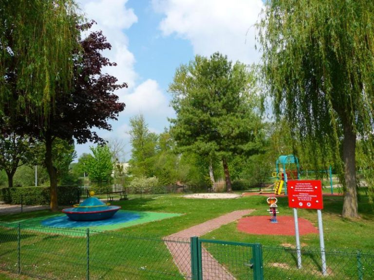 Camping de Châlons en Champagne speeltuin 768x576