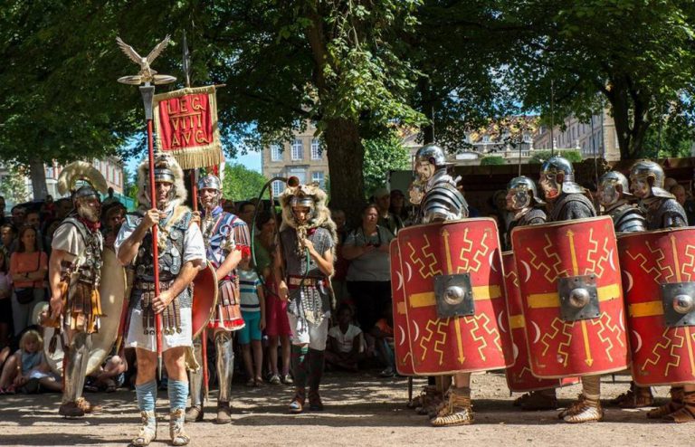 Camping de la Porte d Arroux Romeinen 768x494