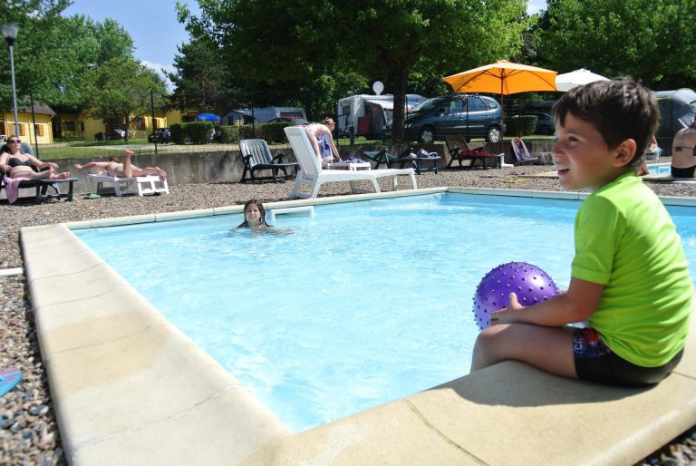 camping du breuil kinderbad 768x514