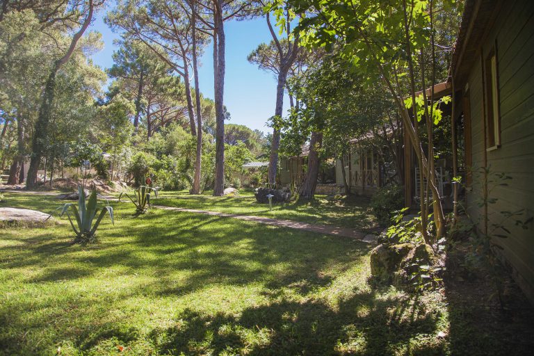 Camping Arutoli in Porto Vecchio op Corsica stacaravan huren 768x512