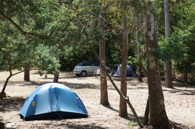 Camping International in Calvi op Corsica staanplaatsen 768x510