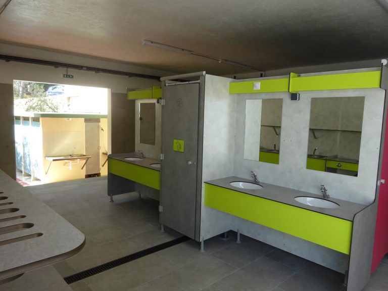 Camping Mozziconaccio sanitair 768x576