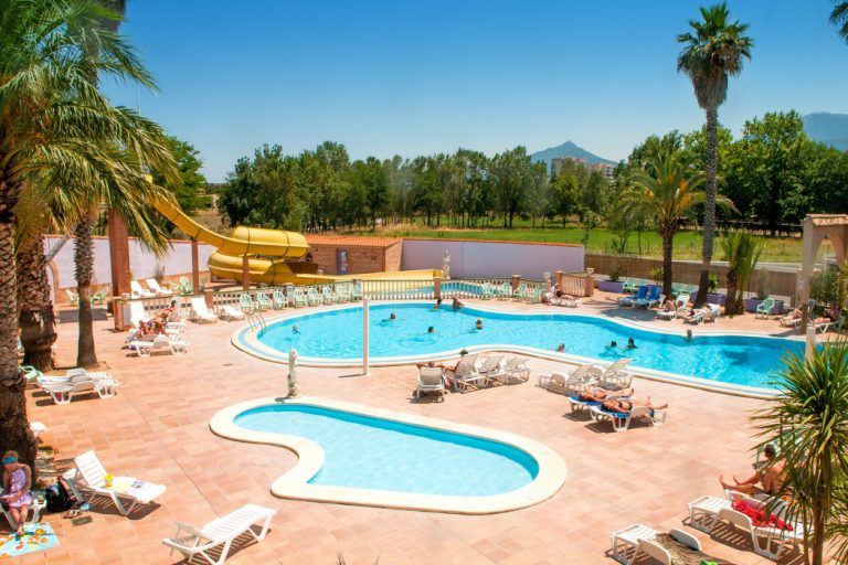 Camping le Neptune in Argelès sur Mer zwembad 768x512