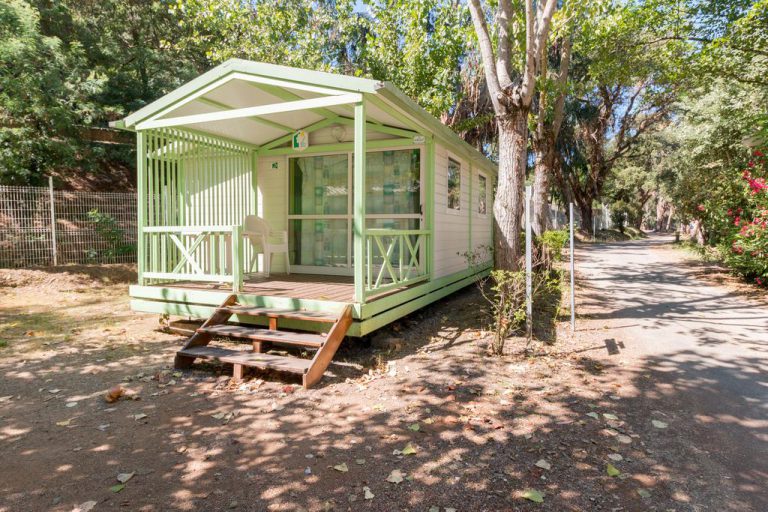 Camping Benista in Grosseto Prugna op Corsica chalet huren 768x512