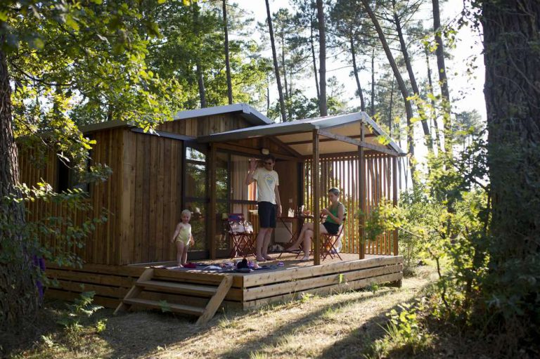 Camping Huttopia Landes Sud chalet huren 768x511