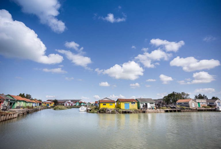 Camping Huttopia Oléron les Pins in Saint Trojan les Bains omgeving 768x518