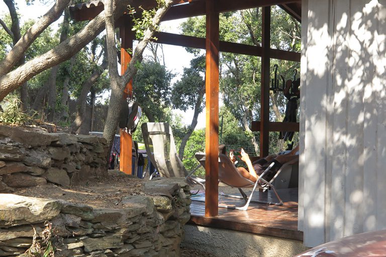 Camping Isulottu in Morsiglia op Corsica chalets huren 768x512