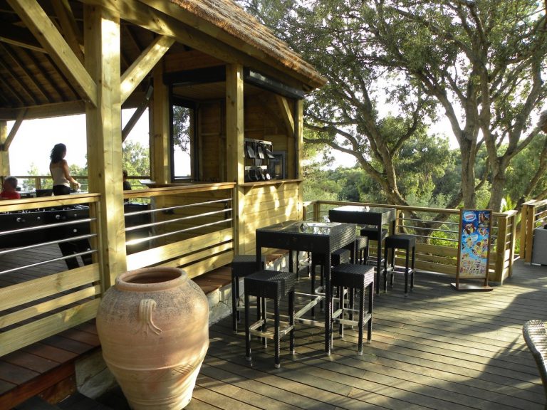 Camping U Libecciu in Olmeto op Corsica bar 768x576