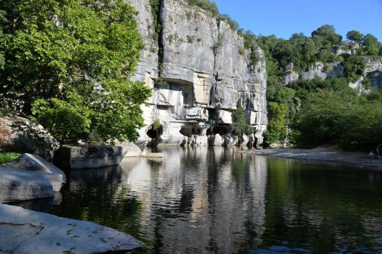 Camping De Peyroche Ardeche 768x512