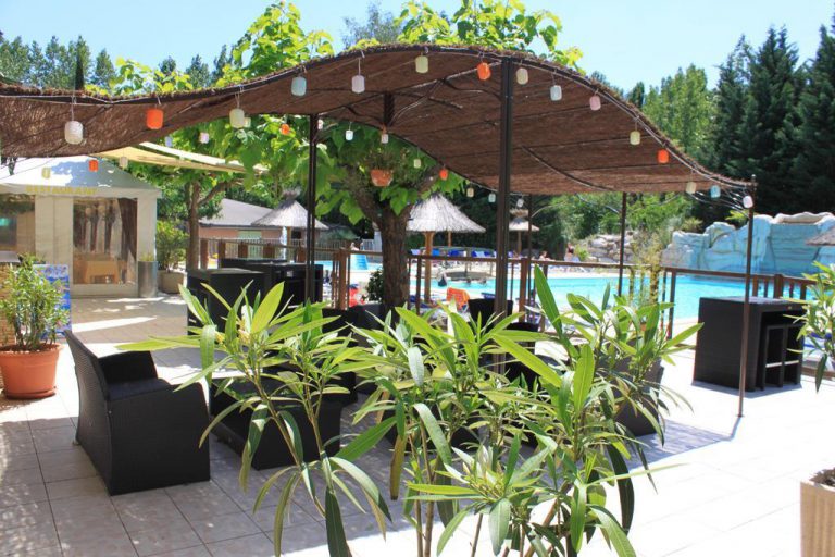 Camping Domaine de Gil Ardeche bar 768x512