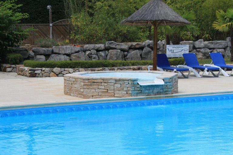 Camping Domaine de Gil Ardeche peuterbadje 768x512