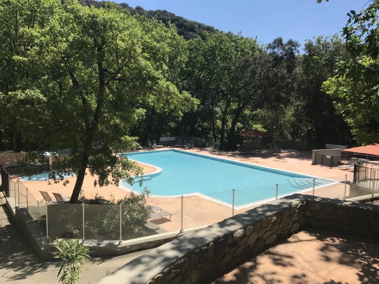 Camping Domaine des Blachas Ardeche zwemba 768x576