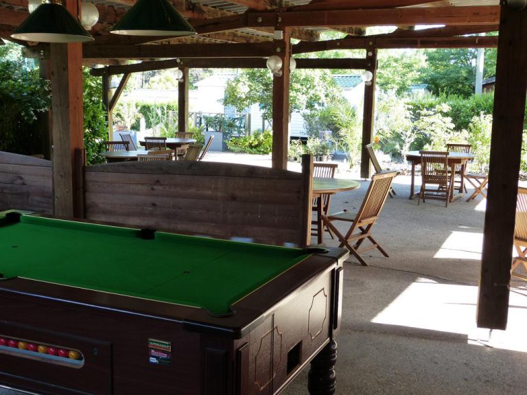 Camping Hello Soleil Ardeche bar 768x576