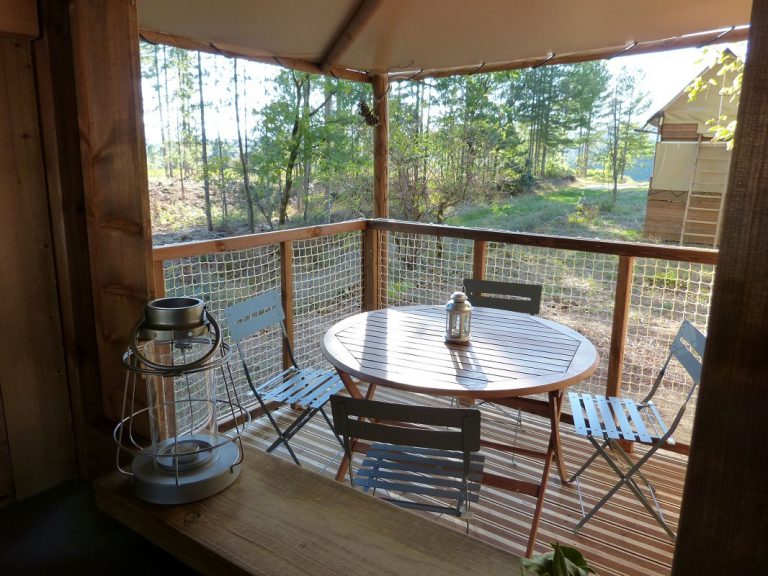 Camping Hello Soleil Ardeche glamping 768x576