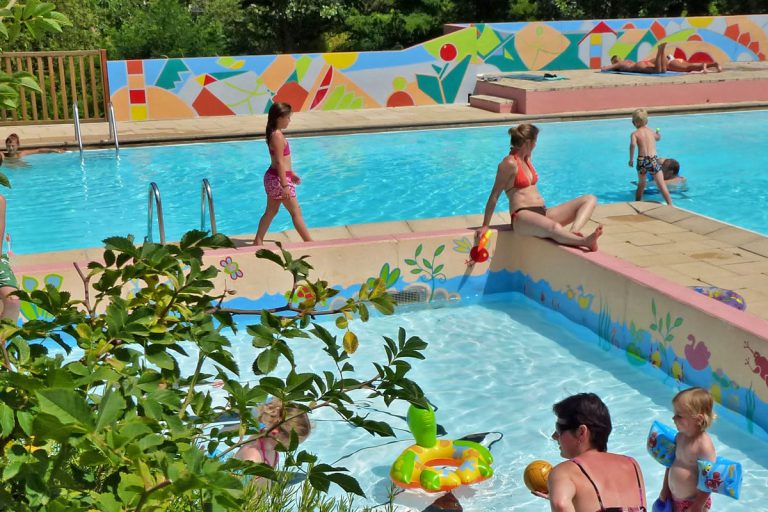 Camping Iserand Calme et Nature Ardeche zwembad 2 768x512