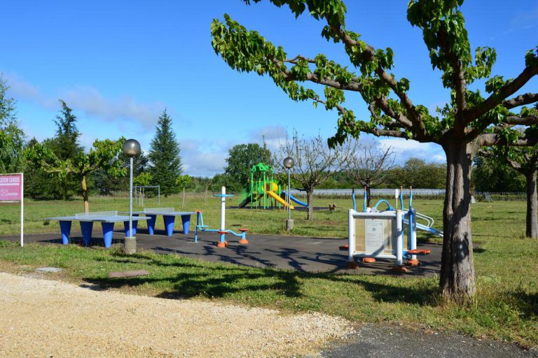 International Camping Ardeche speeltuin 768x512