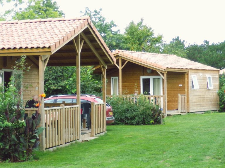 Camping La Bretonnière chalets 768x576