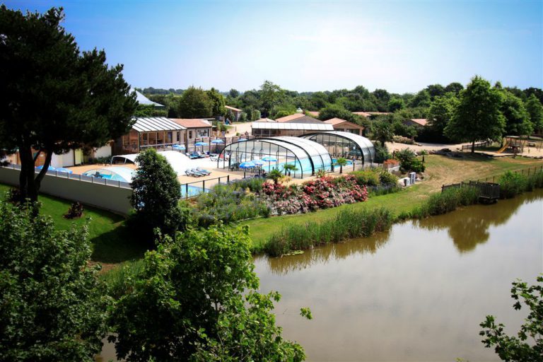 Camping La Bretonnière zwembad 768x512