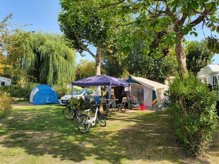 Camping Le Nauzan Plage staanplaats 768x576