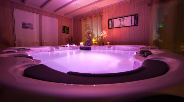 Camping Les Bois du Bardelet wellness 768x427